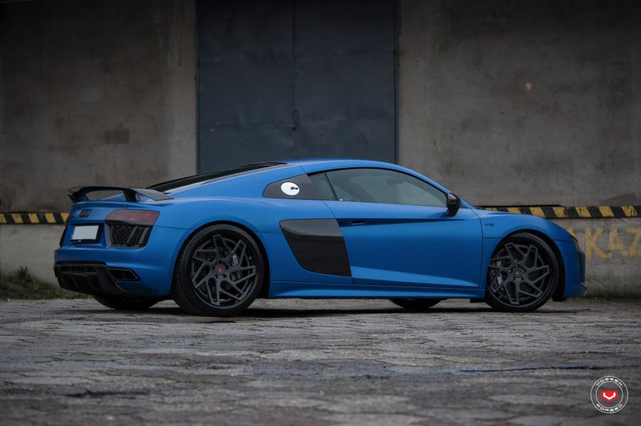  Audi R8 V10 on Vossen Wheels (CG-209T) 2018 года  (фото 29 из 33)